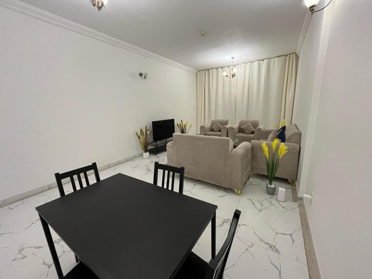 Oasis Tower Family Apartment 3004 Ajman Eksteriør billede